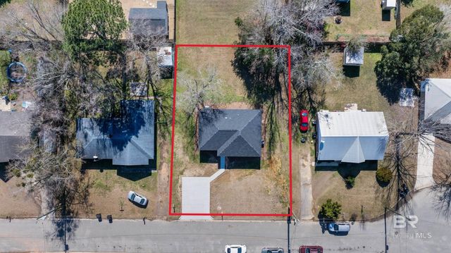 76 Fincher Lane, Loxley, AL 36551