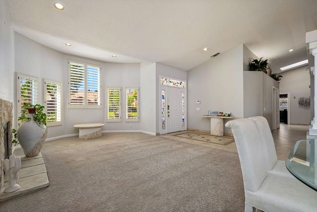 370 Links Drive, Palm Desert, CA 92211