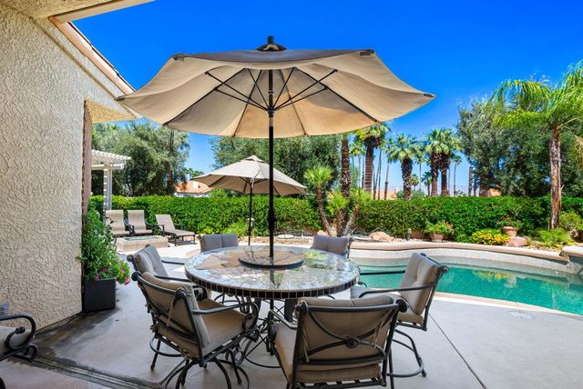 370 Links Drive, Palm Desert, CA 92211