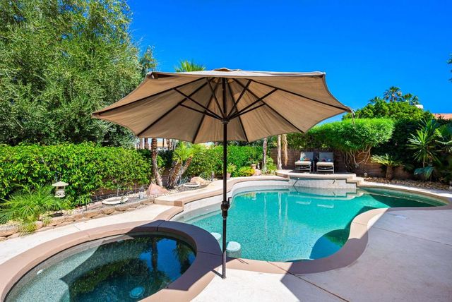 370 Links Drive, Palm Desert, CA 92211