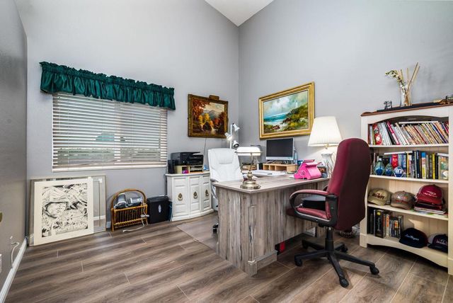 370 Links Drive, Palm Desert, CA 92211