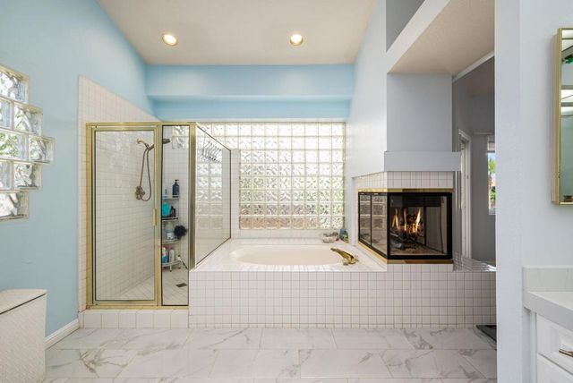 370 Links Drive, Palm Desert, CA 92211