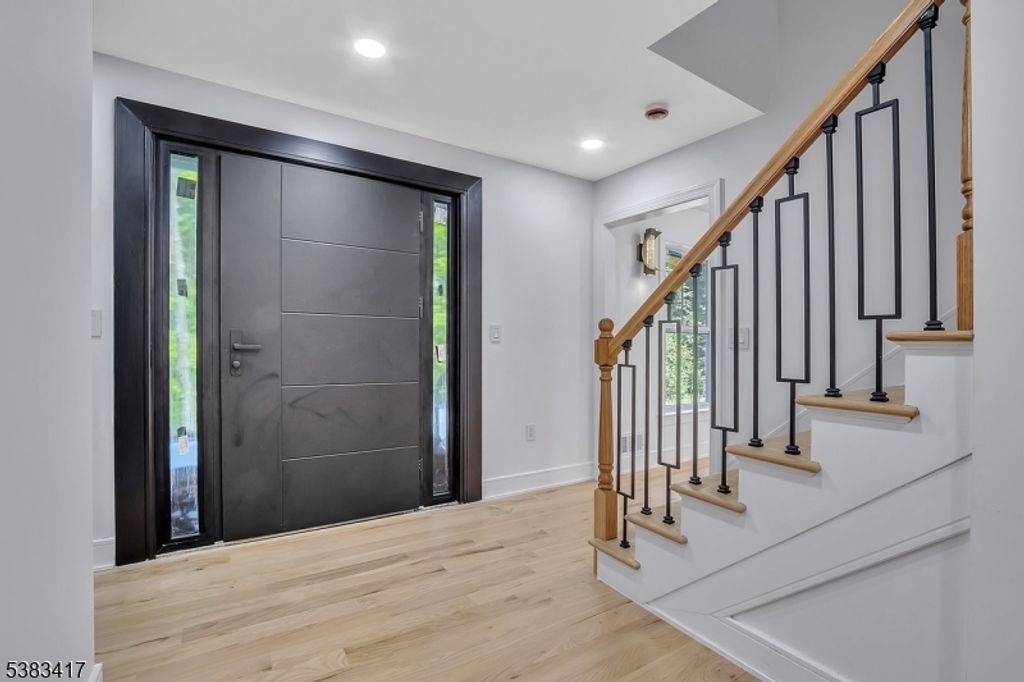 23 Meadow Ln, Sparta Twp., NJ 07871
