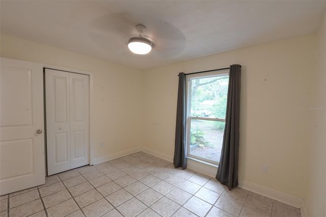 7616 SW 10TH AVENUE, Gainesville, FL 32607