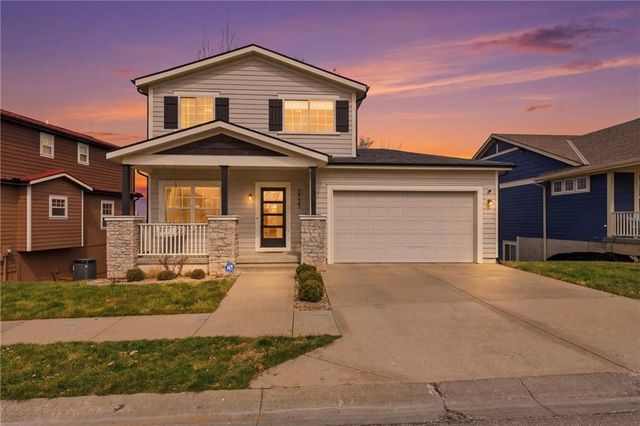 3733 S Thompson Circle, Kansas City, KS 66103