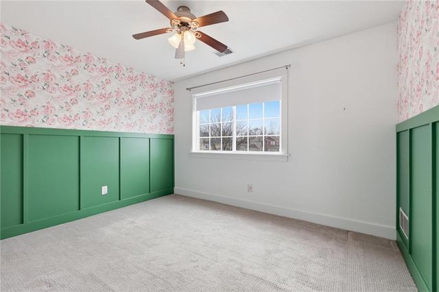 3733 S Thompson Circle, Kansas City, KS 66103