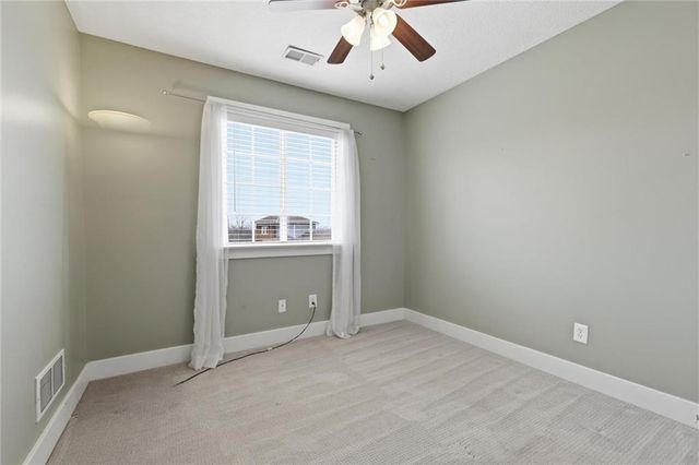 3733 S Thompson Circle, Kansas City, KS 66103