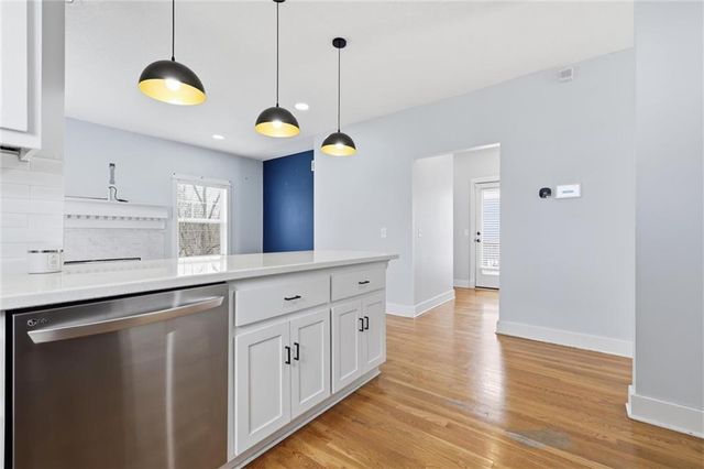 3733 S Thompson Circle, Kansas City, KS 66103