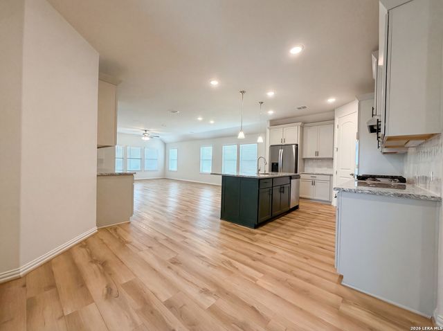 1613 Couser, New Braunfels, TX 78132