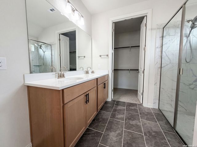 1613 Couser, New Braunfels, TX 78132