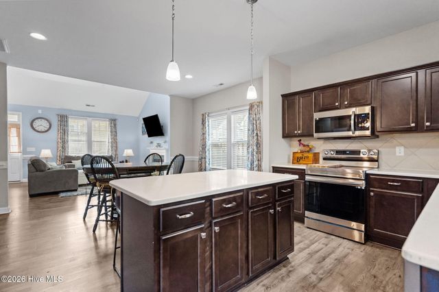 2302 Cottagefield Lane, Leland, NC 28451