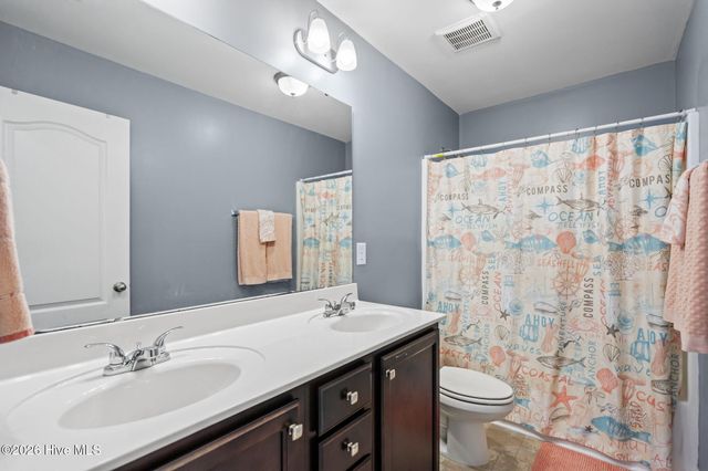 2302 Cottagefield Lane, Leland, NC 28451