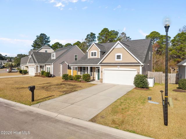 2302 Cottagefield Lane, Leland, NC 28451