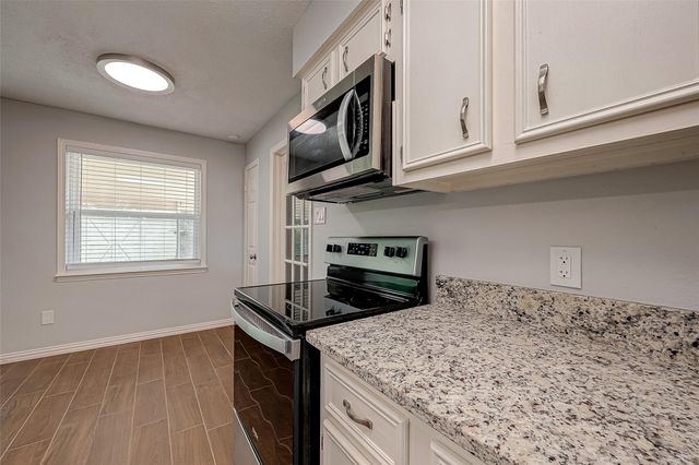 3327 Beasley Avenue, Needville, TX 77461