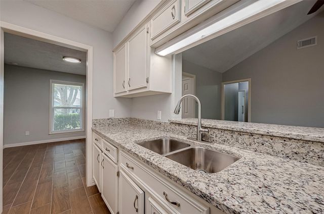 3327 Beasley Avenue, Needville, TX 77461