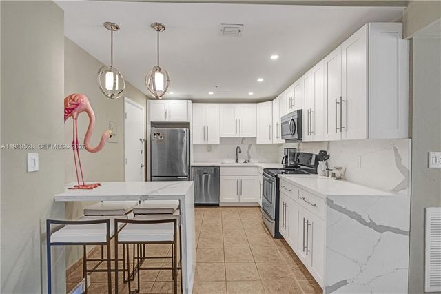 10160 Collins Ave 306N, Bal Harbour, FL 33154