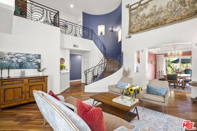 4544 Tobias Avenue, Sherman Oaks, CA 91403