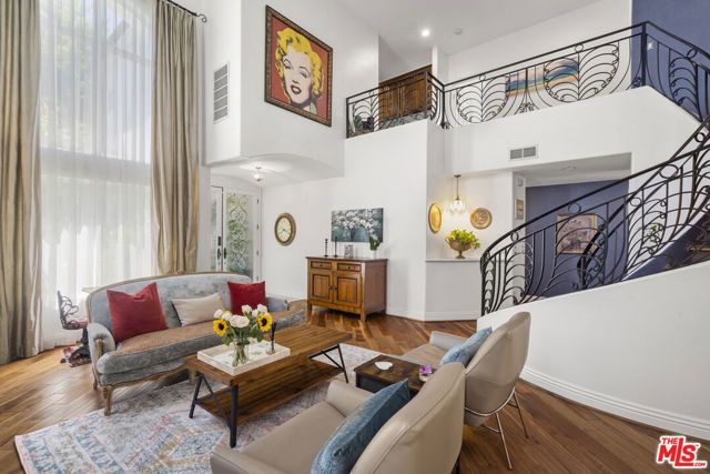 4544 Tobias Avenue, Sherman Oaks, CA 91403