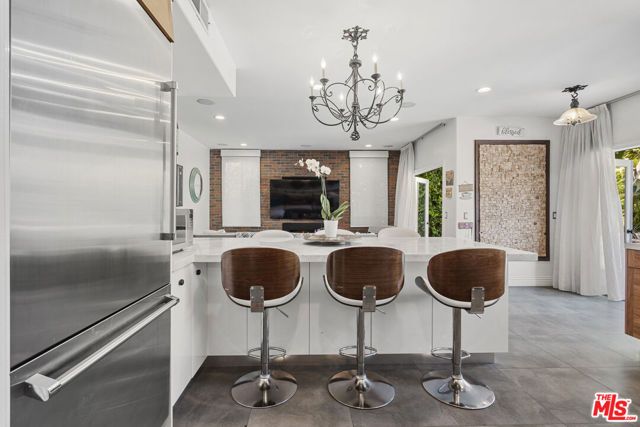 4544 Tobias Avenue, Sherman Oaks, CA 91403