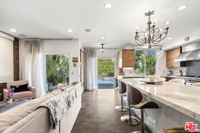 4544 Tobias Avenue, Sherman Oaks, CA 91403