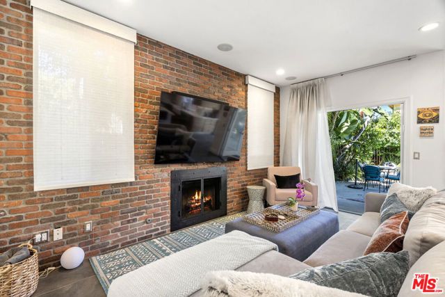 4544 Tobias Avenue, Sherman Oaks, CA 91403