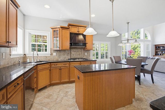 678 JAKE LANDIS RD, Lititz, PA 17543