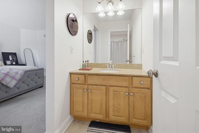 678 JAKE LANDIS RD, Lititz, PA 17543