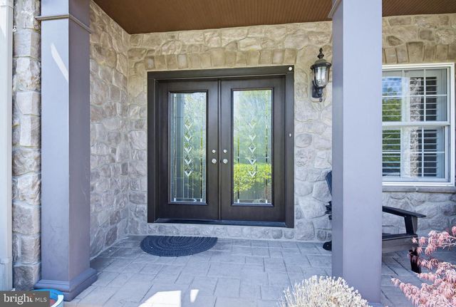 678 JAKE LANDIS RD, Lititz, PA 17543