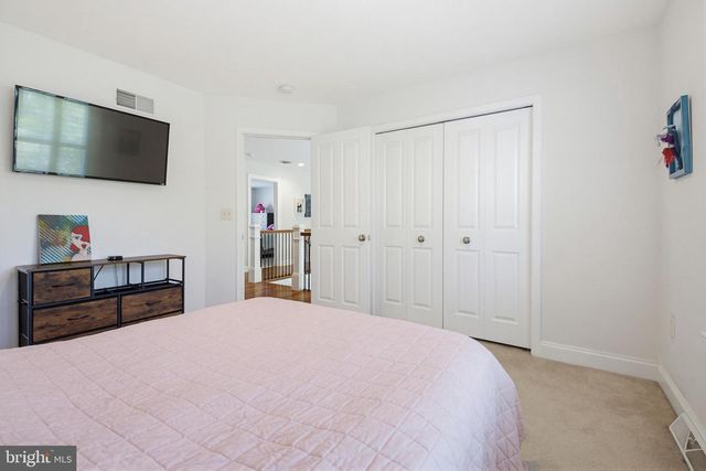 678 JAKE LANDIS RD, Lititz, PA 17543