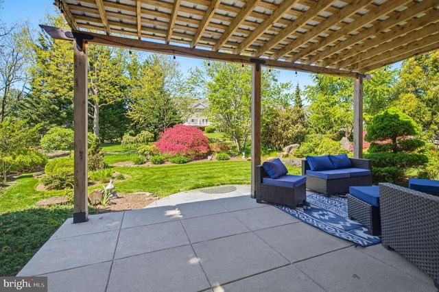 678 JAKE LANDIS RD, Lititz, PA 17543