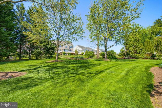 678 JAKE LANDIS RD, Lititz, PA 17543