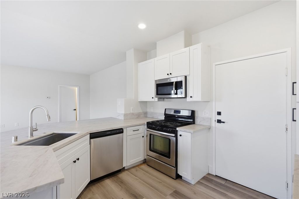 2050 North Los Feliz Street 179, Las Vegas, NV 89156 — photo 5
