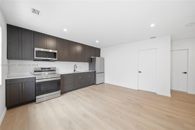 1861 NW 27th Street 2, Miami, FL 33142