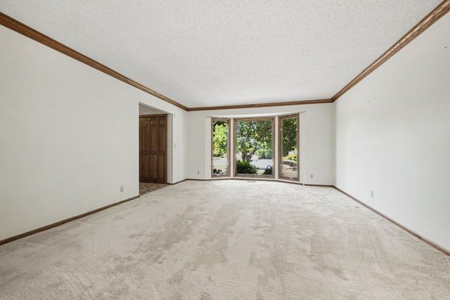 7419 Hyde Park Drive, Edina, MN 55439