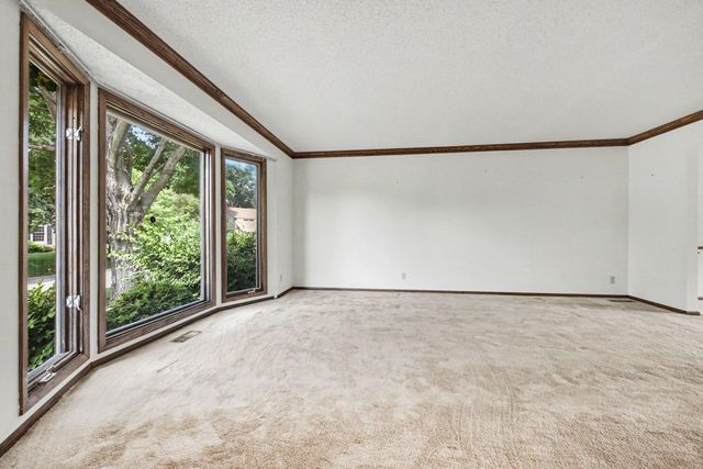 7419 Hyde Park Drive, Edina, MN 55439