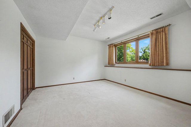 7419 Hyde Park Drive, Edina, MN 55439