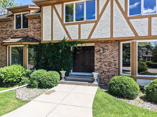7419 Hyde Park Drive, Edina, MN 55439