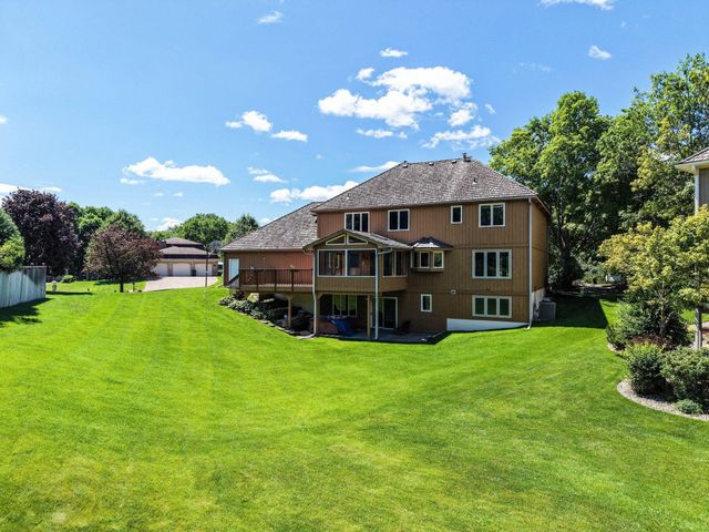 7419 Hyde Park Drive, Edina, MN 55439