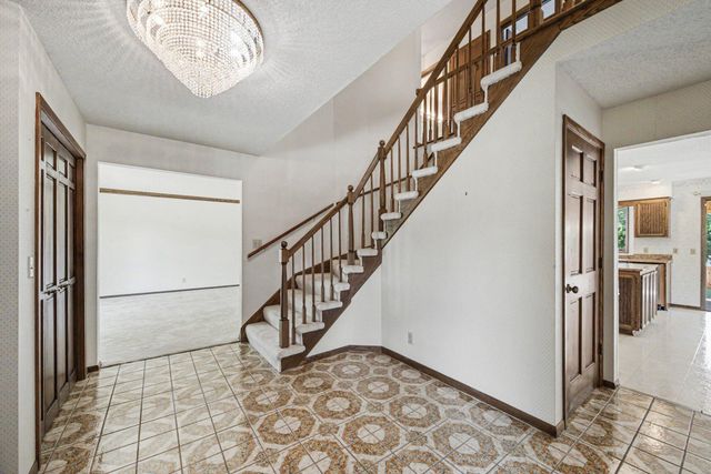 7419 Hyde Park Drive, Edina, MN 55439