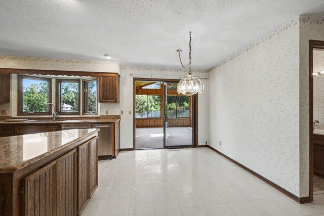 7419 Hyde Park Drive, Edina, MN 55439