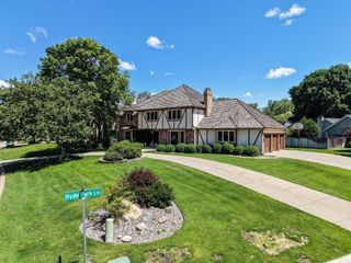 7419 Hyde Park Drive, Edina, MN 55439