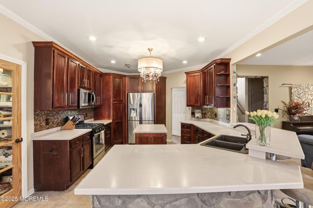 2 Woods Edge Drive, Jackson, NJ 08527