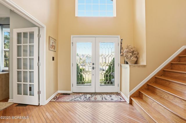 2 Woods Edge Drive, Jackson, NJ 08527