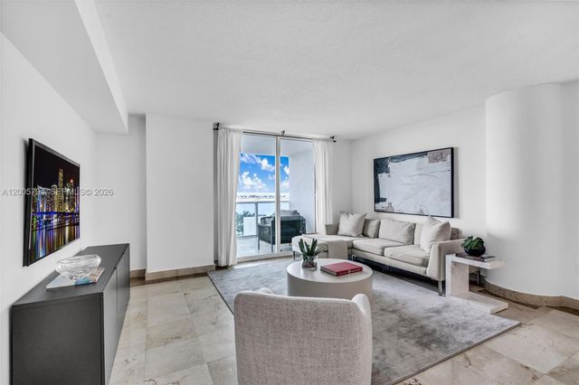 2101 Brickell Ave 306, Miami, FL 33129