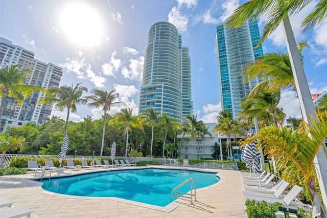 2101 Brickell Ave 306, Miami, FL 33129