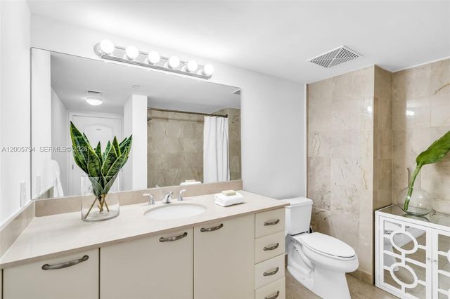 2101 Brickell Ave 306, Miami, FL 33129