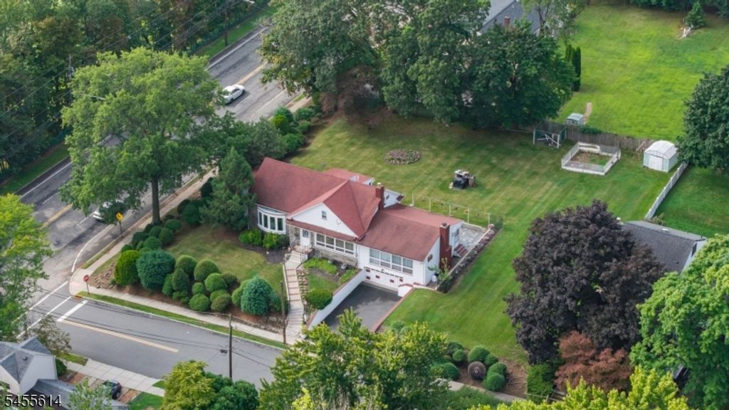 2 Fairway Ave, West Orange Twp., NJ 07052 — photo 4