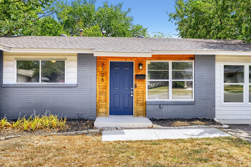 2706 Dewitt Street, Irving, TX 75062 — photo 2