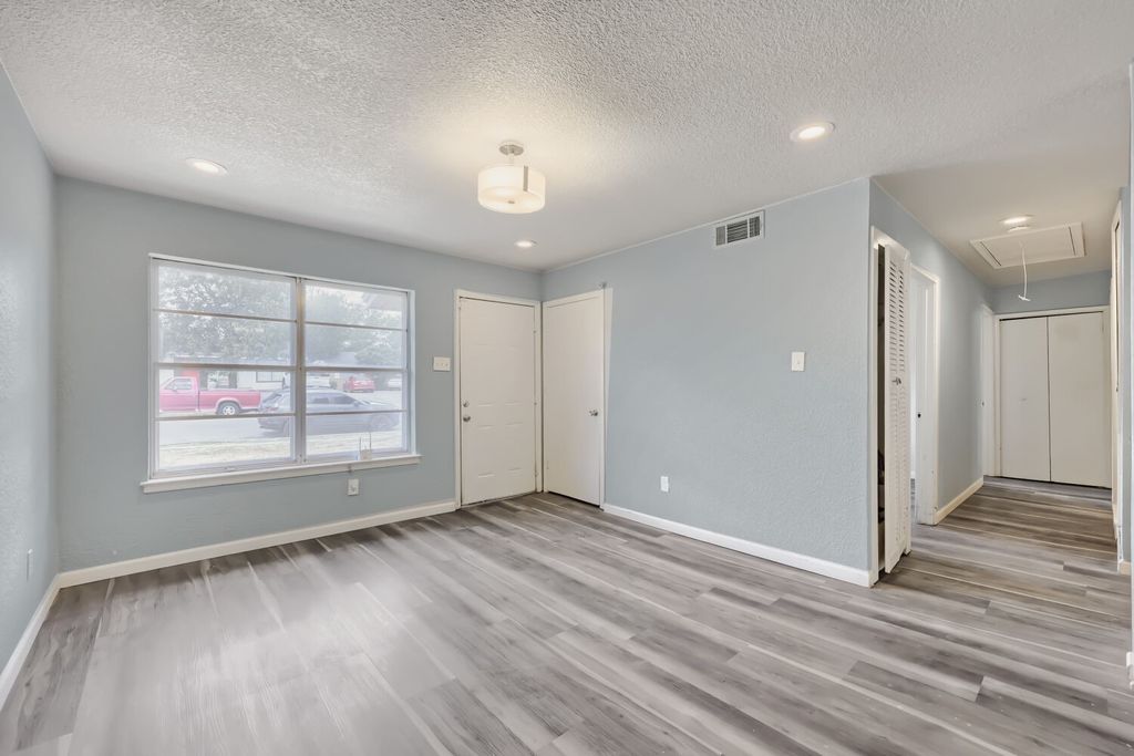 2706 Dewitt Street, Irving, TX 75062 — photo 5