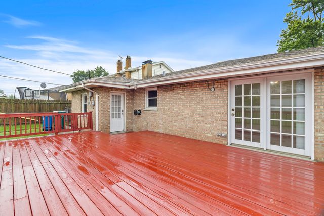7915 Massasoit Avenue, Burbank, IL 60459